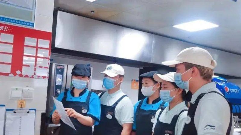 坚果炒货与干果：适用人群差异大揭秘