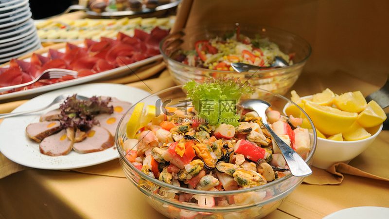 在安徽进行食品招商，企业还需关注营销与推广。以下为一些营销推广要点：